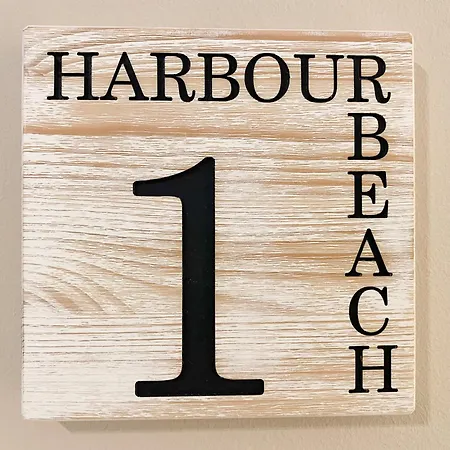 Harbour 1 *